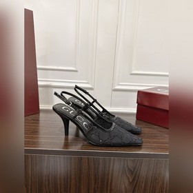 Сандалииз сетчатой ткани с кристаллам