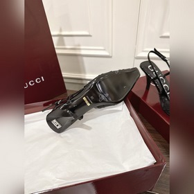 Сандалииз сетчатой ткани с кристаллам