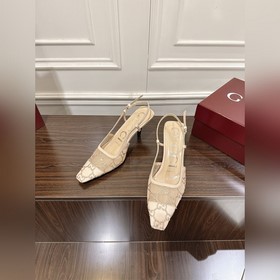 Сандалииз сетчатой ткани с кристаллам