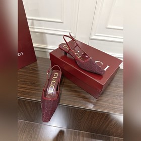 Сандалииз сетчатой ткани с кристаллам