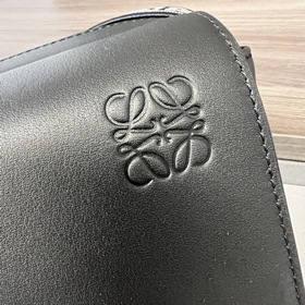 Loewe Новая модель 2026 года. Сумка-к