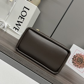 Loewe Сумка Squeeze из кожи наппа, ма
