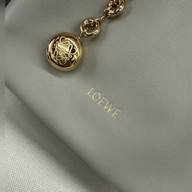 Loewe Сумка Squeeze из кожи наппа, ма