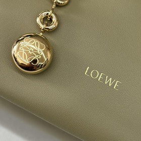 Loewe Сумка Squeeze из кожи наппа, ма