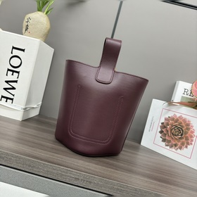 Сумка-ведро Loewe mini из мягкой теляч