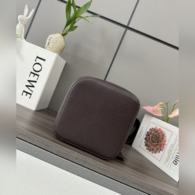 Средняя сумка-ведро Pebble Bucket от L