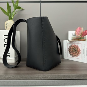 Средняя сумка-ведро Pebble Bucket от L