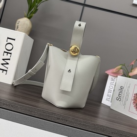 Сумка-ведро Loewe mini из мягкой теляч