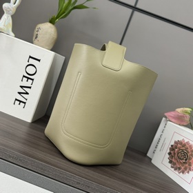 Средняя сумка-ведро Pebble Bucket от L