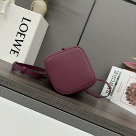 Сумка-ведро Loewe mini из мягкой теляч