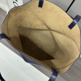 Новая модель Loewe — небольшая сумка P