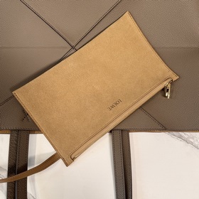Новая модель Loewe — большая сумка Puz