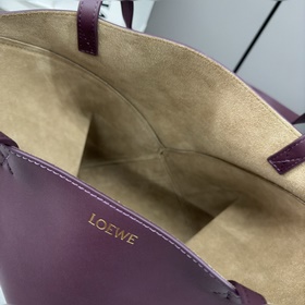 Новая модель Loewe — небольшая сумка P