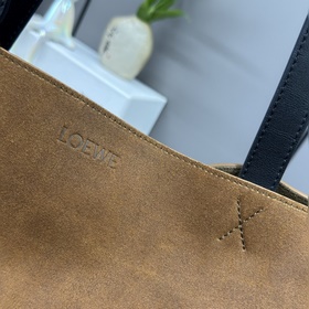 Новая модель Loewe — большая сумка Puz