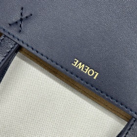 Новая мини-сумка Puzzle Fold от Loewe 