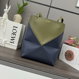 Новая модель Loewe — небольшая сумка P