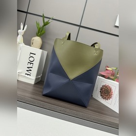 Новая модель Loewe — небольшая сумка P