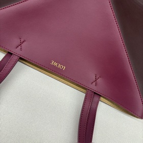 Новая модель Loewe — небольшая сумка P