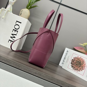 Новая мини-сумка Puzzle Fold от Loewe