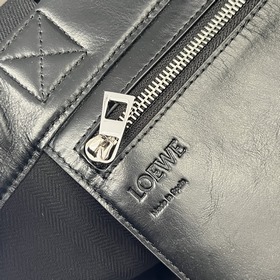 Сумка Loewe Fold Shopper из телячьей к