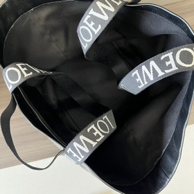 Сумка Loewe Fold Shopper из телячьей к
