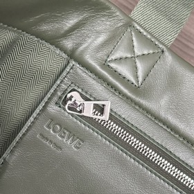 Сумка Loewe Fold Shopper из телячьей к