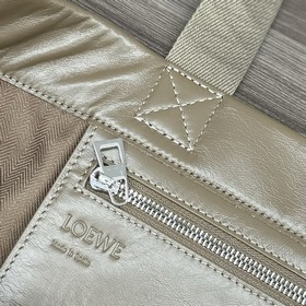 Сумка Loewe Fold Shopper из телячьей к