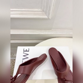 LOEWE 26SS — новинки весна-лето 202