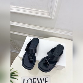 LOEWE 26SS — новинки весна-лето 202