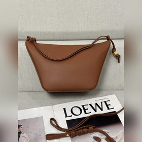 Оригинальная кожа  Loewe  Классичес