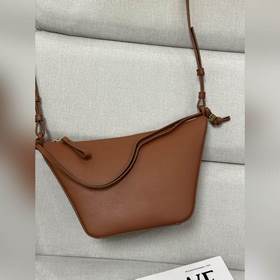 Оригинальная кожа  Loewe  Классичес