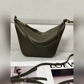 Оригинальная кожа  Loewe  Темно-хак