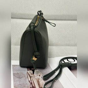 Оригинальная кожа  Loewe  зелёный ц