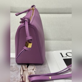 Оригинальная кожа  Loewe  Розово-бо