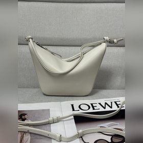 Оригинальная кожа  Loewe  Мягкий бе