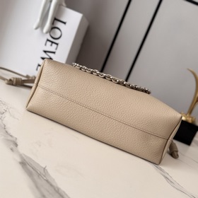 Средняя сумка Loewe Flamenco Purse из 