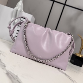 Кошелек Loewe Flamenco из мягкой кожи