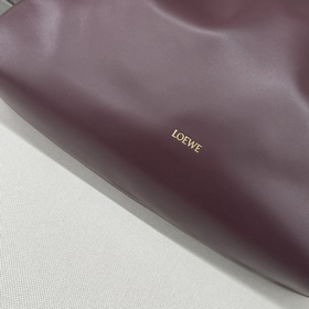 Новая модель Loewe — большая сумка Fla