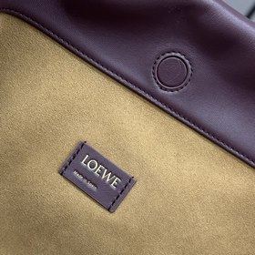 Новая модель Loewe — большая сумка Fla