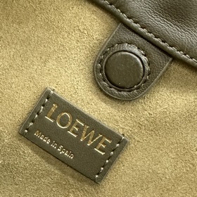 Кошелек Loewe Flamenco из мягкой кожи 