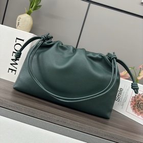 Новая модель Loewe — большая сумка Fla