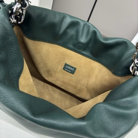 Новая модель Loewe — большая сумка Fla