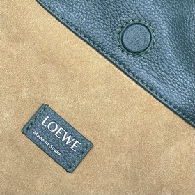 Новая модель Loewe — большая сумка Fla