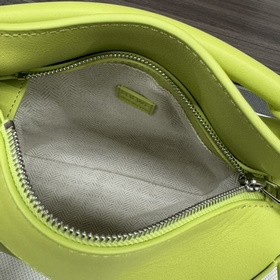 Loewe  Новая коллекция： мини-сумка Pu