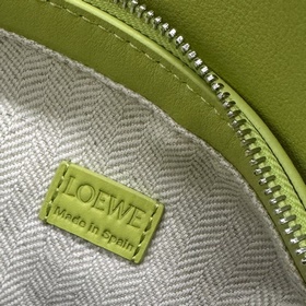 Loewe  Новая коллекция： мини-сумка Pu