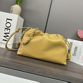 Кошелек Loewe Flamenco из мягкой кожи