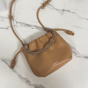 Кошелек Loewe Flamenco из мягкой кожи 
