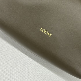 Кошелек Loewe Flamenco из мягкой кожи 