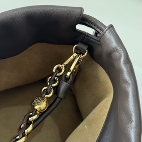 Кошелек Loewe Flamenco из мягкой кожи 
