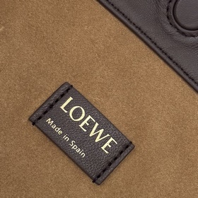 Кошелек Loewe Flamenco из мягкой кожи 